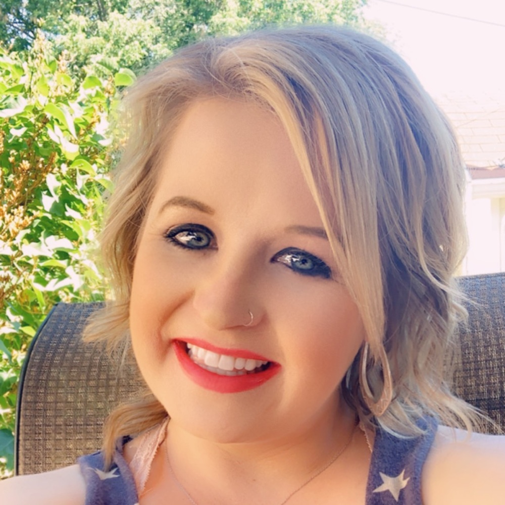 Meet your Posher, Mikayla